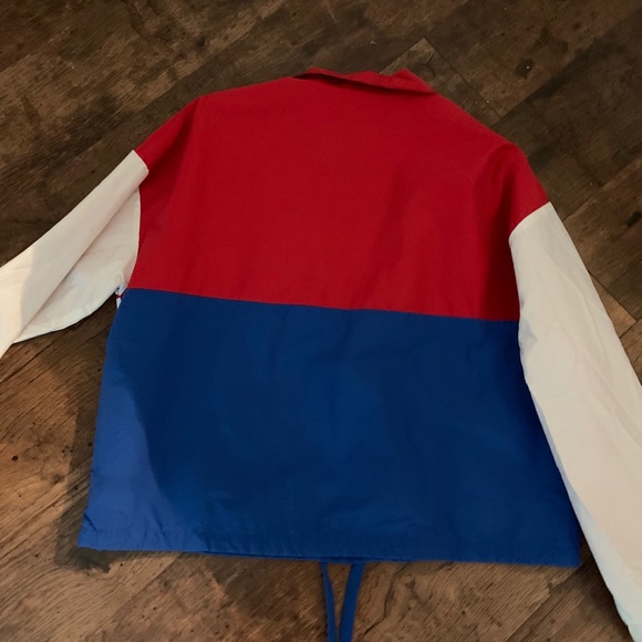 Wind Breaker - Picture 2 of 3